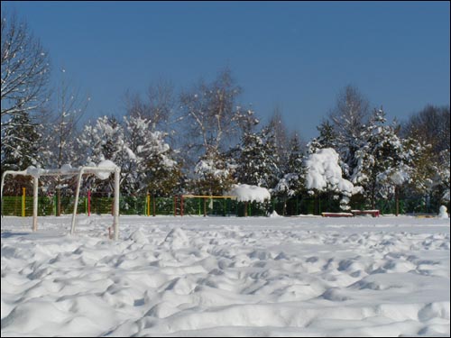 2005년 3월 6일 학교 운동장에 쌓인 눈 